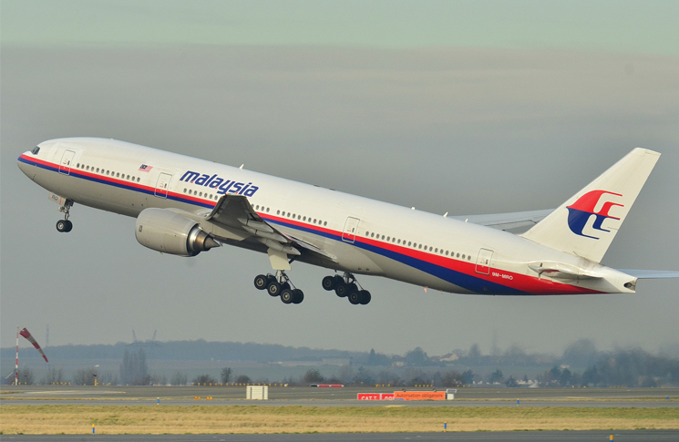Boeing 777-200ER Malaysia AL (MAS) 9M-MRO