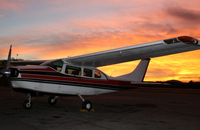 Cessna 210