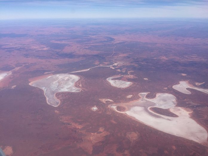 1024px-Salty_lakes_after_rain_in_Australian_outback_Northern_Territory_Australia_seen_from_plane