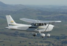 Cessna 172S in flight