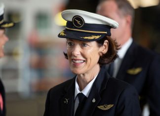 Qantas Captain Debbie Slade
