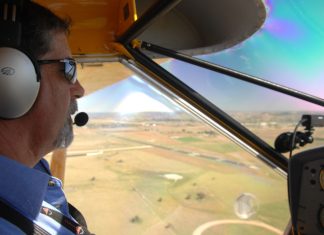 Ultralight pilot Greg Davies flying over Bathurst.